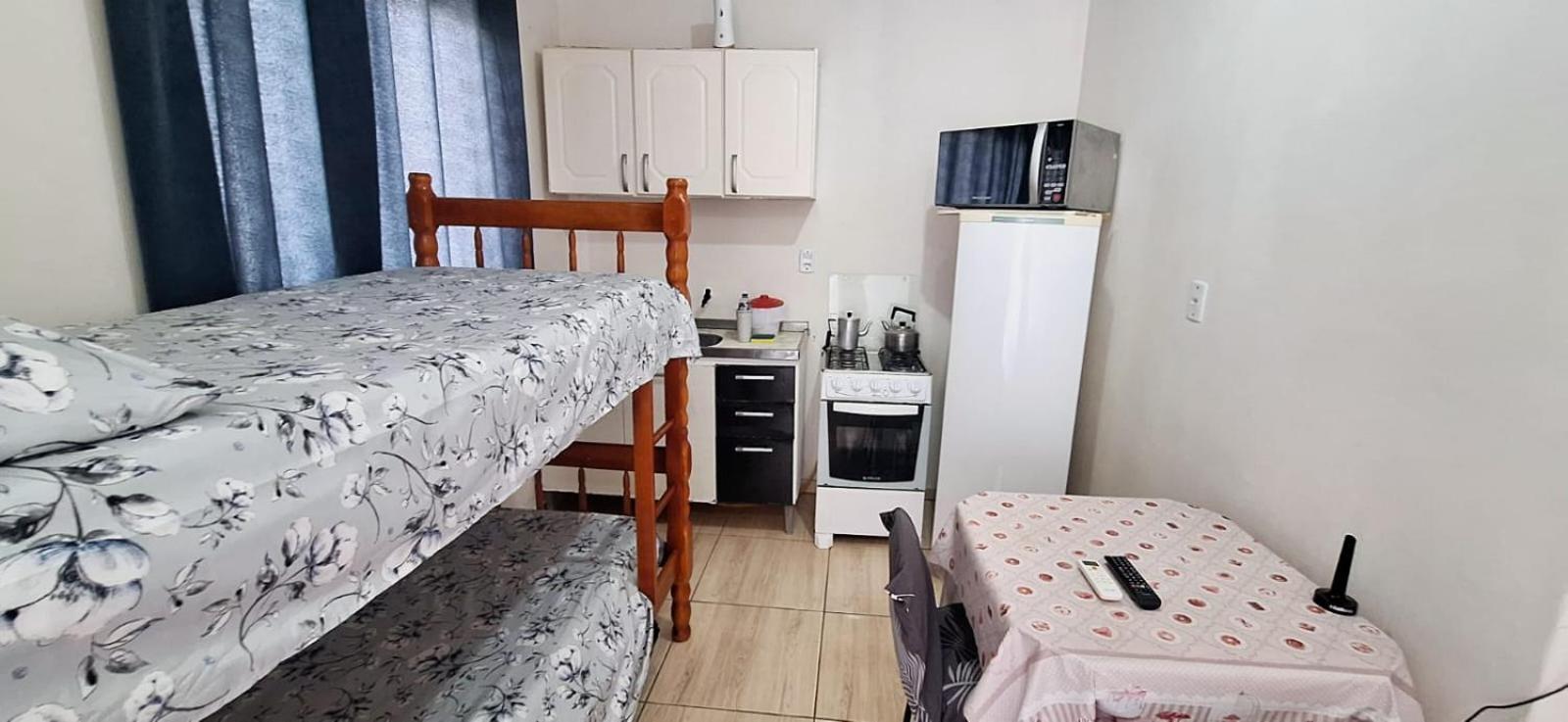 Kitnet S1 Em Torres-Rs - Na Mais Bela Praia Gaucha - Cozinha - Banheiro - Ar Condicionado - Tv E Wi-Fi - Estacionamento - Anfitria Superhost No Bnb 外观 照片